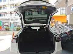 Tesla Model Y Standard Range RWD - ფოტო 19