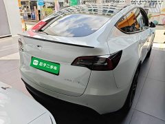 Tesla Model Y Standard Range RWD - ფოტო 6