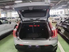 Volvo EX30 2025 Rear-Wheel Drive Extended Range Ultra - ფოტო 19