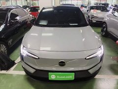 Volvo EX30 2025 Rear-Wheel Drive Extended Range Ultra - ფოტო 3