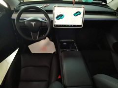 Tesla Model Y Rear-Wheel Drive - ფოტო 10