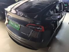 Tesla Model Y Rear-Wheel Drive - ფოტო 7