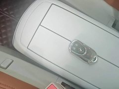 Buick GL8 2023 Land Business Class Comfort Edition - ფოტო 9