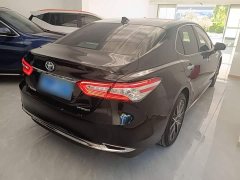 Toyota Camry 2023 Hybrid 2.5L HG Luxury - ფოტო 7
