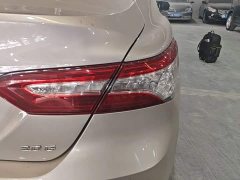 Toyota Camry 2.0G Luxury Edition - ფოტო 8
