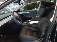 Tesla Model Y Rear-Wheel Drive - ფოტო 11