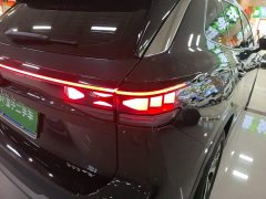 Volkswagen Taos L 300TSI FWD Elite - ფოტო 8