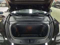 Tesla Model Y Rear-Wheel Drive - ფოტო 20