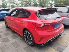 Ford Focus Hatchback EcoBoost 180 Automatic ST Line - ფოტო 5