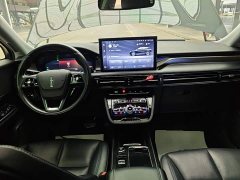 Lincoln Explorer 2.0T Two-Wheel Drive Premium - ფოტო 10