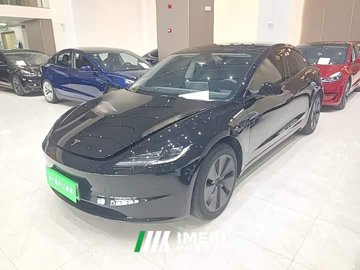 Tesla Model 3 Rear-Wheel Drive