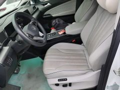 Volkswagen ID.6 X 2023 Upgraded Dynamic AWD - ფოტო 15