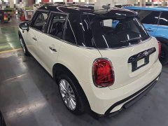 BMW MINI 2022 2.0T COOPER S Classic 5-Door - ფოტო 5