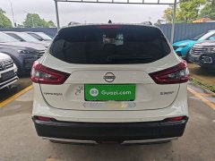 Nissan Qashqai Classic 2.0L CVT XV Premium Smart Edition - ფოტო 4