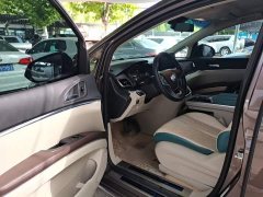Buick GL8 2023 Land Business Class Comfort Edition - ფოტო 16