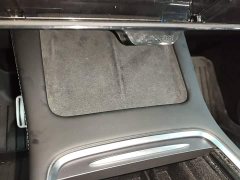 Tesla Model Y Long Range All-Wheel Drive - ფოტო 9