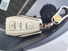 Geely Emgrand 4th Generation Champion Edition 1.5L CVT Luxury - ფოტო 9