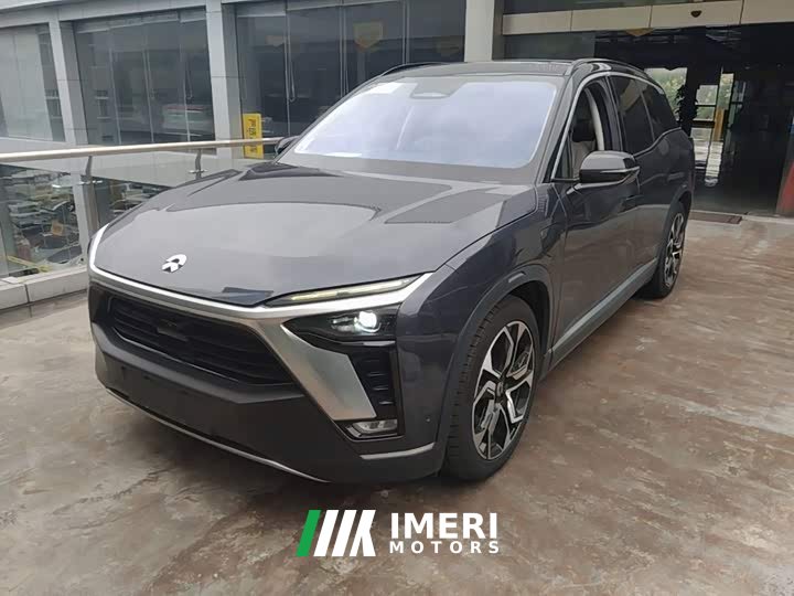 NIO ES8 415KM Signature Edition Six-Seater