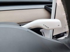 Tesla Model Y Long Range All-Wheel Drive - ფოტო 14
