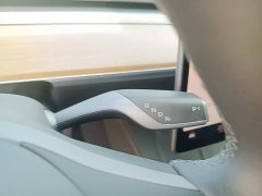 Tesla Model Y Standard Range RWD - ფოტო 14