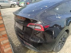 Tesla Model Y Standard Range RWD - ფოტო 6