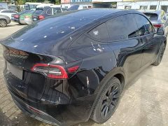 Tesla Model Y Standard Range RWD - ფოტო 7