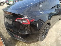Tesla Model Y Standard Range RWD - ფოტო 8