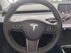 Tesla Model Y Rear-Wheel Drive - ფოტო 11