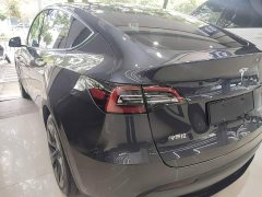 Tesla Model Y Rear-Wheel Drive - ფოტო 5