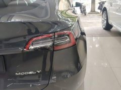 Tesla Model Y Rear-Wheel Drive - ფოტო 8