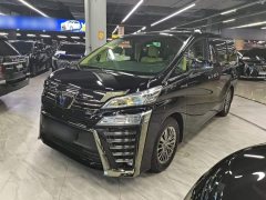 Toyota Vellfire 2020 Dual Engine 2.5L Black Gold Limited Edition - ფოტო 2