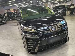 Toyota Vellfire 2020 Dual Engine 2.5L Black Gold Limited Edition - ფოტო 4