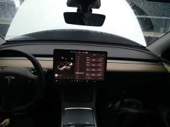 Tesla Model Y Rear-Wheel Drive - ფოტო 10