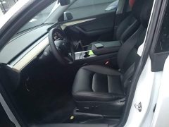 Tesla Model Y Rear-Wheel Drive - ფოტო 15
