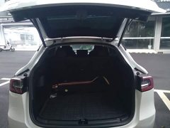 Tesla Model Y Rear-Wheel Drive - ფოტო 19
