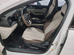 BYD Qin PLUS Champion Edition DM-i 55KM Leading - ფოტო 15