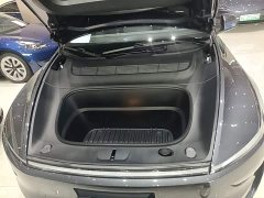Tesla Model Y Rear-Wheel Drive Launch Edition - ფოტო 20