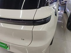 Li Auto L6 Pro - ფოტო 8