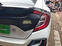 Honda Civic 2021 Hatchback 220 Turbo CVT Sharp Control - ფოტო 8