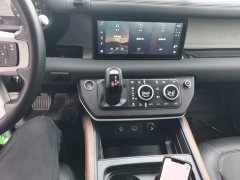 Land Rover Defender New Energy 110 P400e - ფოტო 14