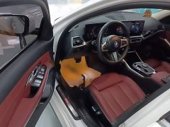 BMW i3 eDrive 35 L - ფოტო 16