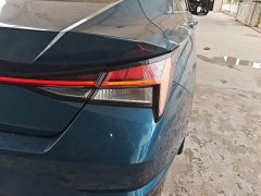 Hyundai Elantra 1.5L CVT GLX Elite - ფოტო 8