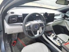 BYD Qin PLUS Glory Edition DM-i 55KM Leading - ფოტო 10
