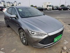 BYD Qin PLUS Glory Edition DM-i 55KM Leading - ფოტო 4