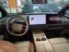 Li Auto i6 Four-Wheel Drive Standard Edition - ფოტო 10