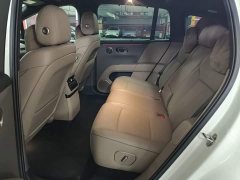 Li Auto i6 Four-Wheel Drive Standard Edition - ფოტო 17