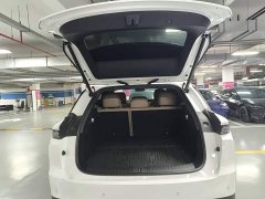 Li Auto i6 Four-Wheel Drive Standard Edition - ფოტო 19