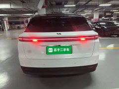 Li Auto i6 Four-Wheel Drive Standard Edition - ფოტო 6