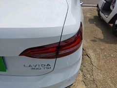 Volkswagen Lavida 300TSI DSG Manyi Edition - ფოტო 8