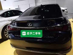 Lexus ES 2022 300h Excellence Edition - ფოტო 6